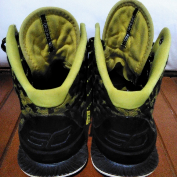 Steph Curry SC Under Armour - Picture 3 of 6